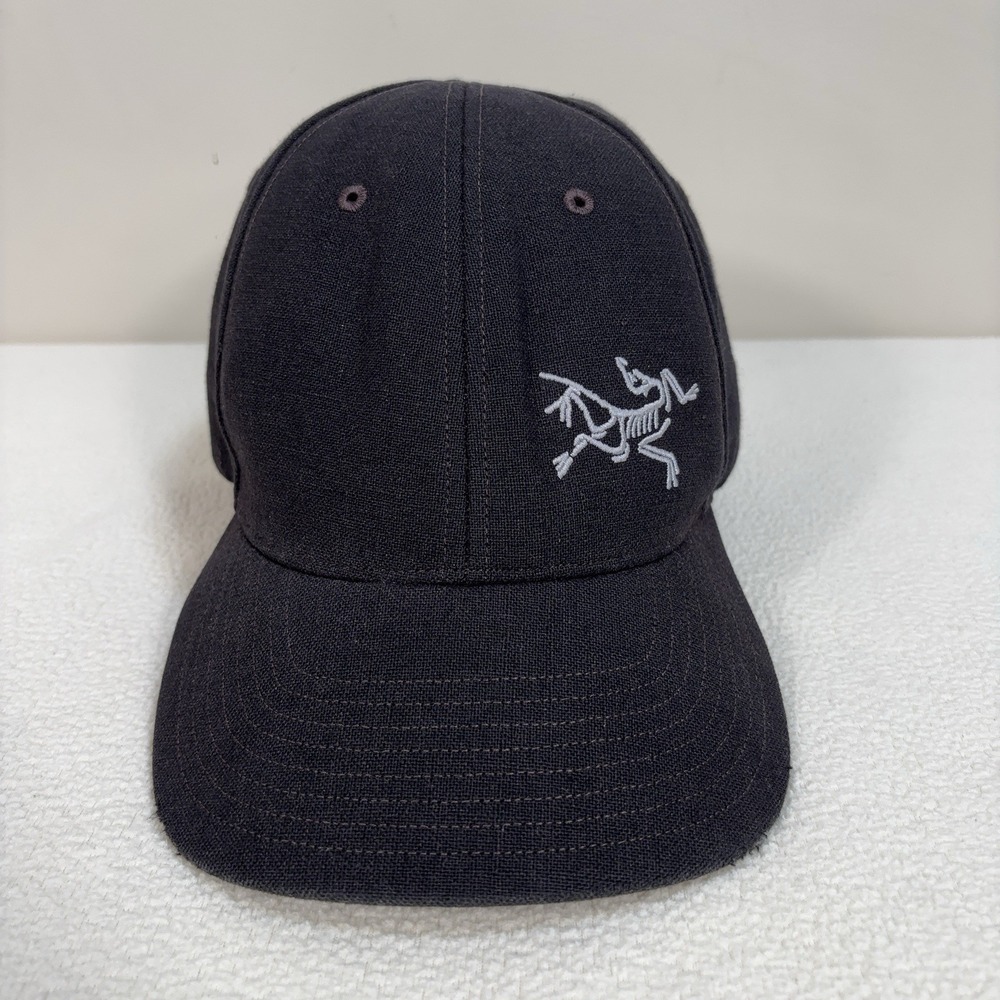 Arc'teryx Wool-Silk Ball Cap Men's L / XL Black Embroidered Logo *Distressed Hat